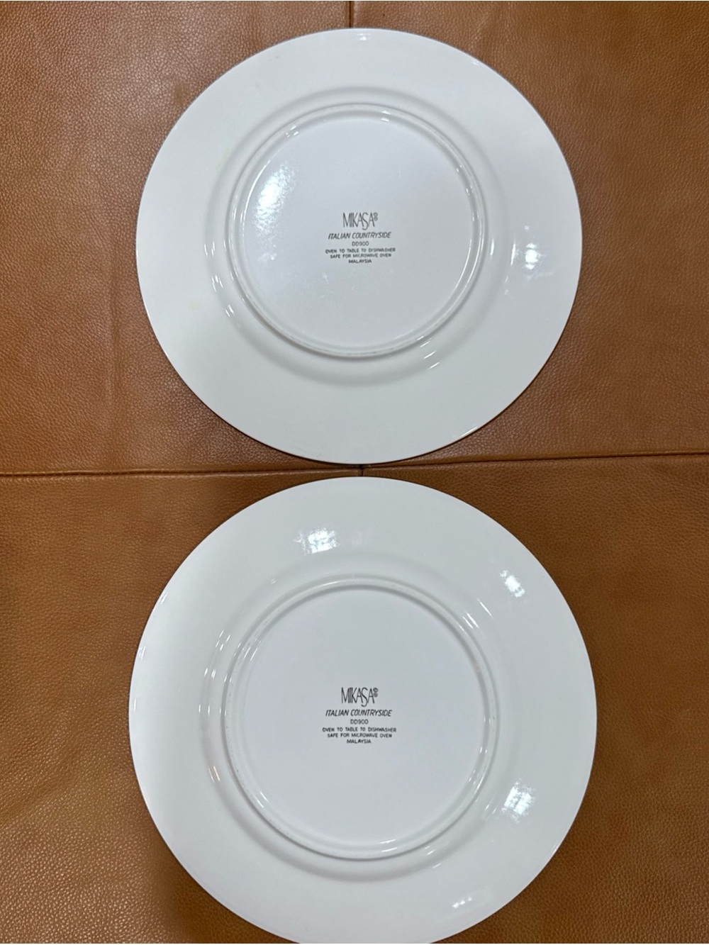 Mikasa Italian Countryside DD900 11” Dinner Plates Set of 2 White Embossed - Picture 3 of 11
